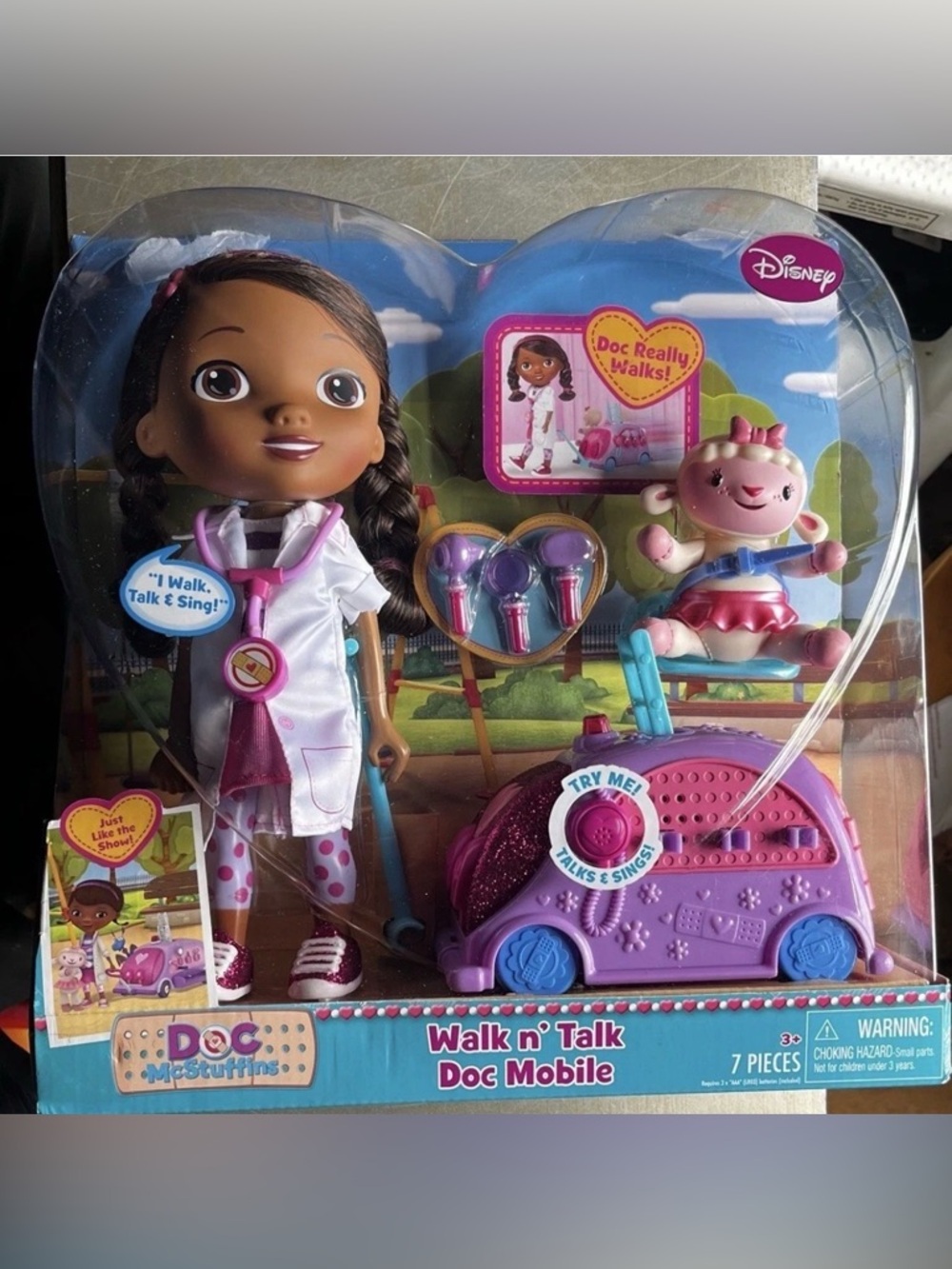 Doc McStuffins Walk n Talk Doc Mobile Set Doll Lambie Disney Junior NEW